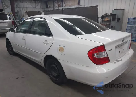 2003 Toyota Camry Le from USA, damaged, VIN 4T1BE32K03U152119